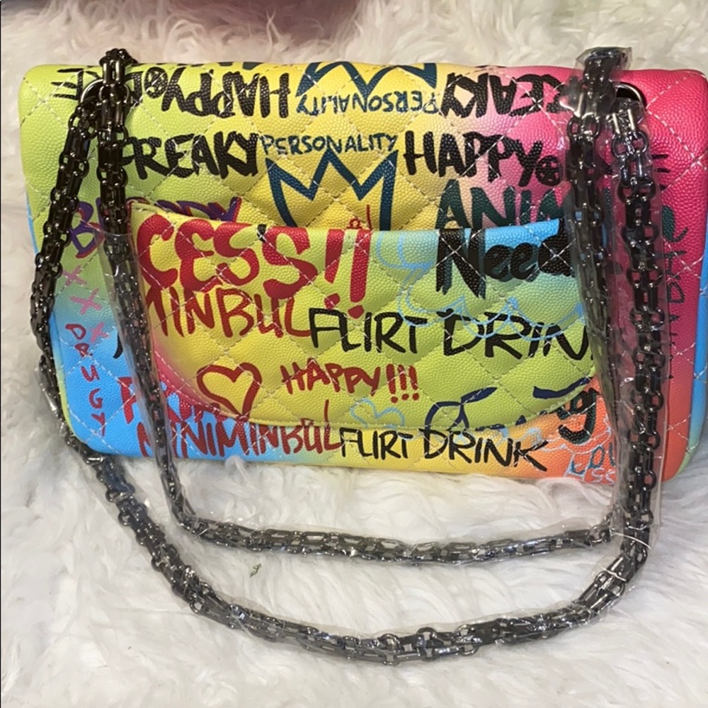 HP ❤️ “GRAFFITI BAG” The hottest trend of 2020 💖 - Picture 7 of 12